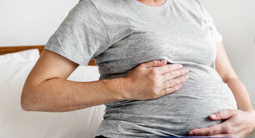 متى تشعر الحامل بحركة الجنين
