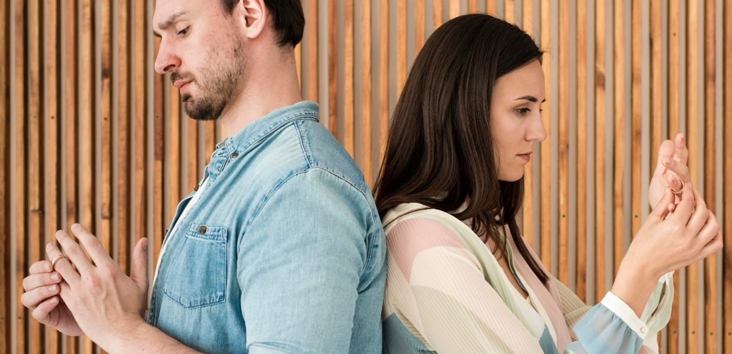 زوجان متخاصمان