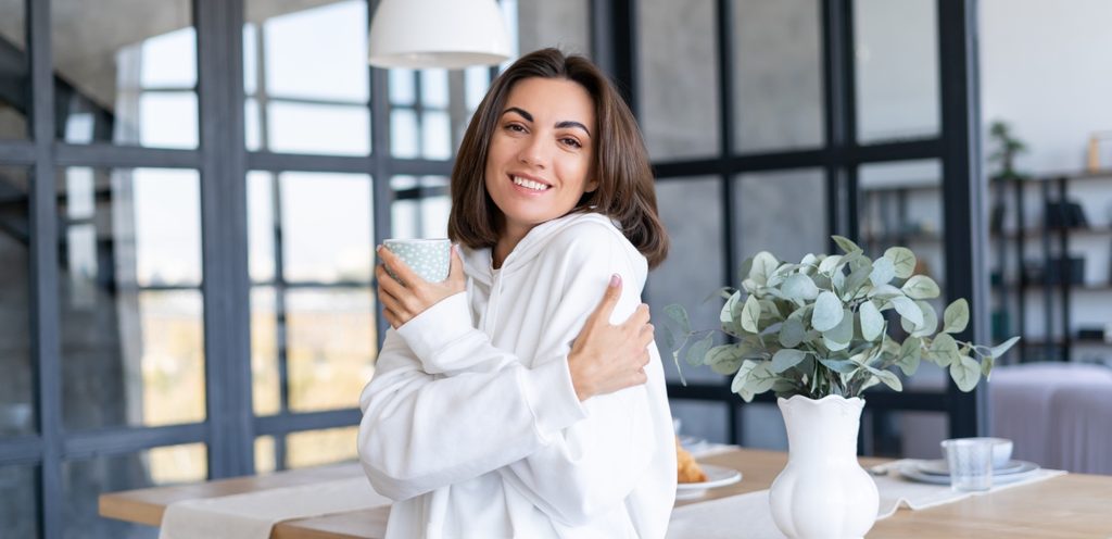 امرأة سعيدة