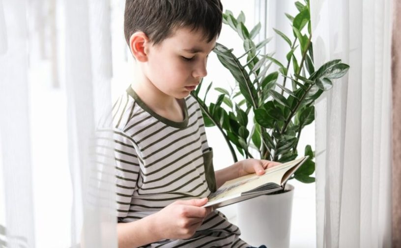 فوائد القراءة للطفل