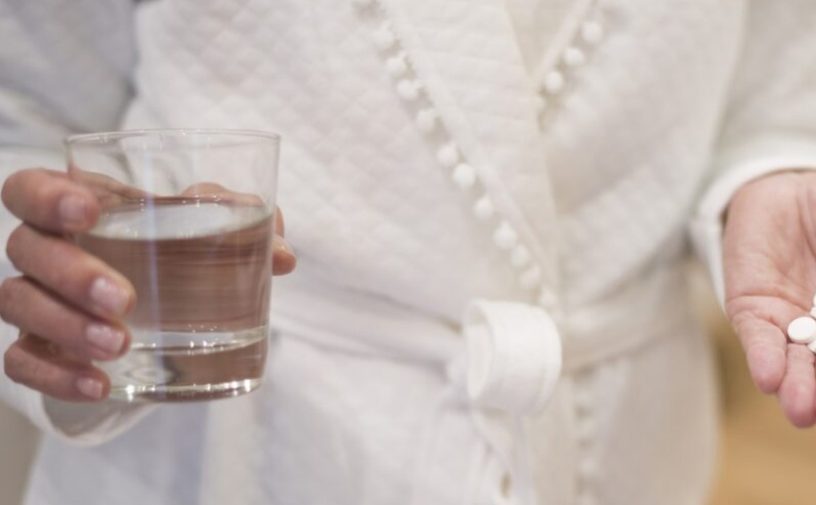 طريقة استخدام حبوب منع الحمل لاول مرة قبل الزواج