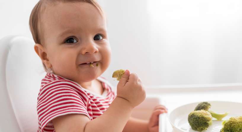 مأكولات تُهدّد حياة طفلكِ دون السنة