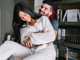 عادة بسيطة تزيد سعادة الأزواج بنسبة 30٪.. هل تفعلينها يوميًا؟