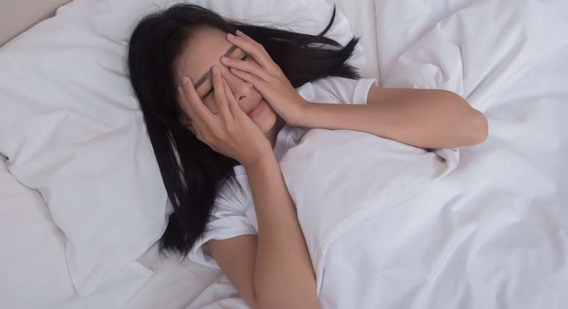 نومكِ القليل بعد الولادة قد يدمّر صحتك النفسية