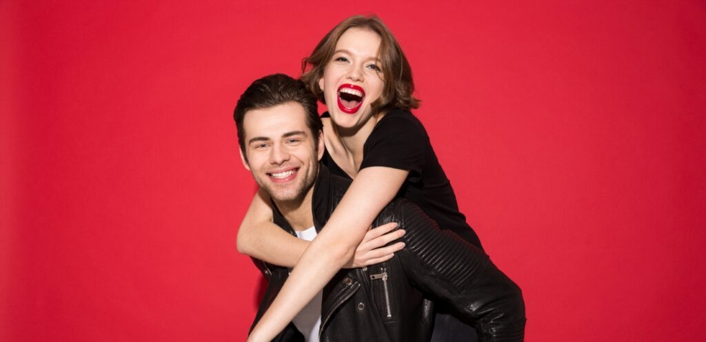 زوجان سعيدان