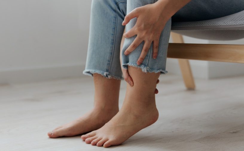 علاج تورم القدمين بعد الولادة الطبيعية