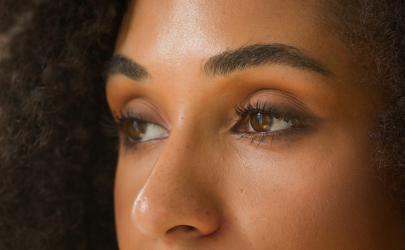 سبب تساقط الرموش