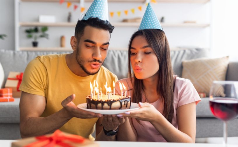 رسائل عيد ميلاد حبيبي رومانسية طويله