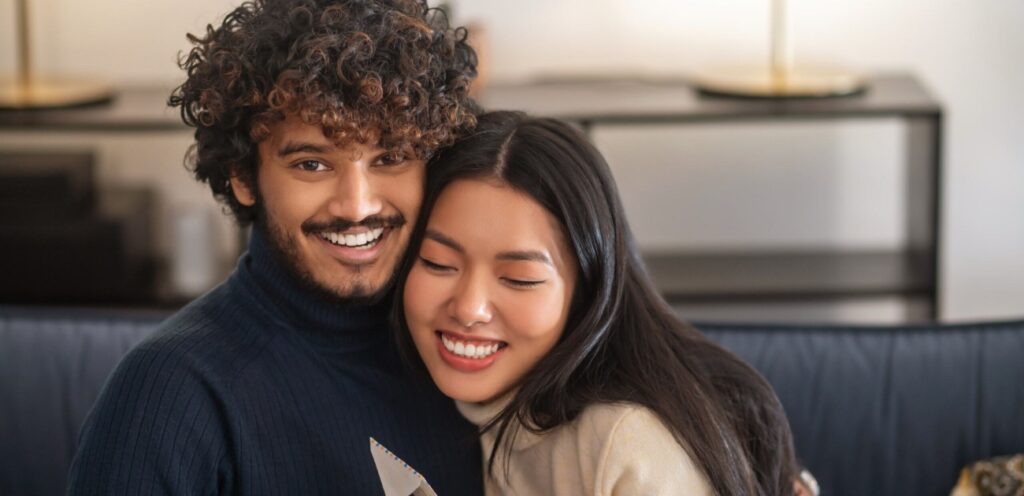 زوجان سعيدان