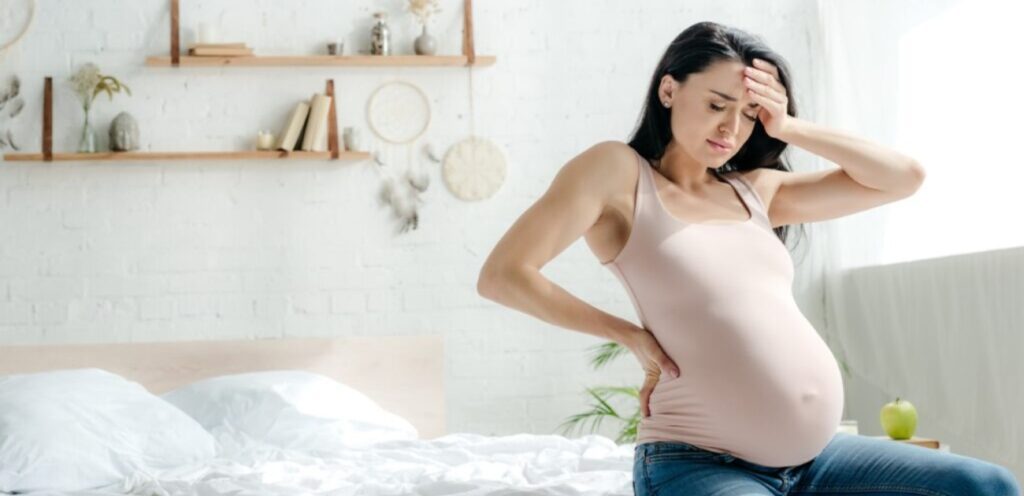 امراة حامل متعبة