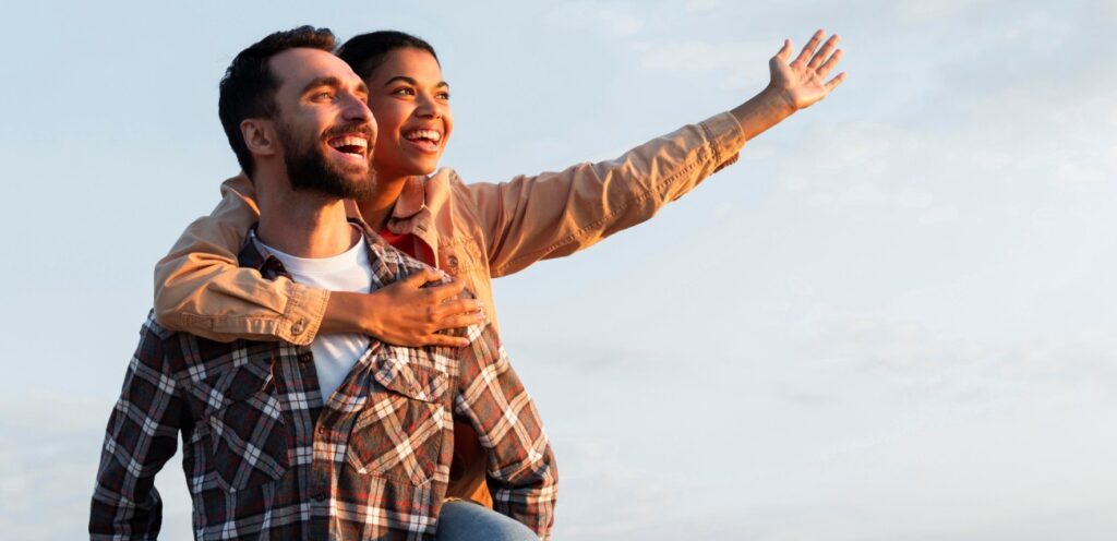 زوجان سعيدان