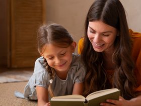 القراءة بصوت مرتفع يوميًا.. سرّكِ لرفع ذكاء طفلكِ بنسبة 25٪