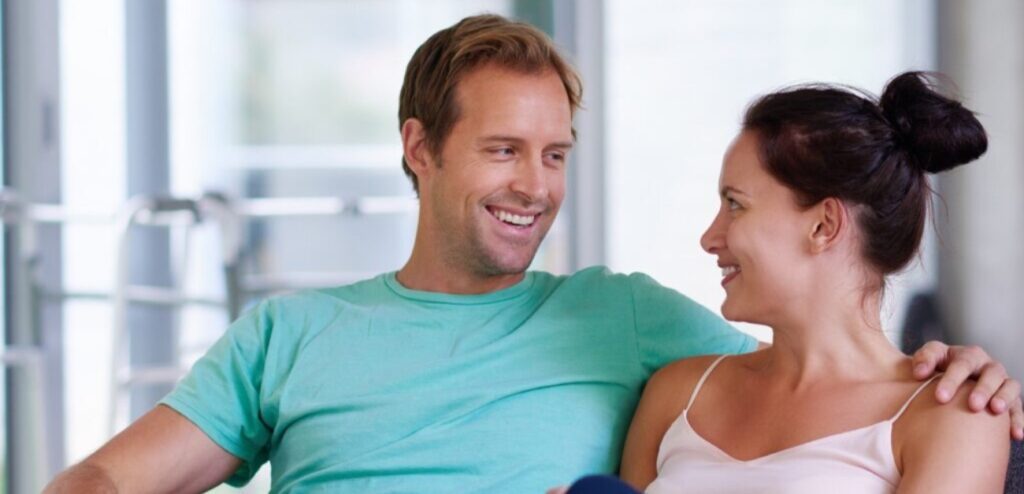 زوجان سعيدان