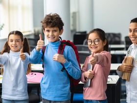آداب التعامل مع الآخرين في المدرسة