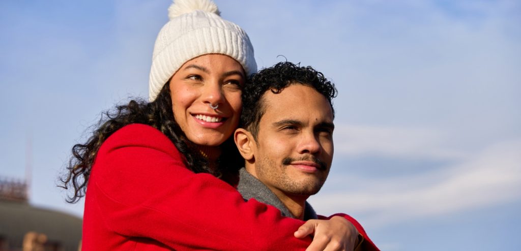 زوجان سعيدان