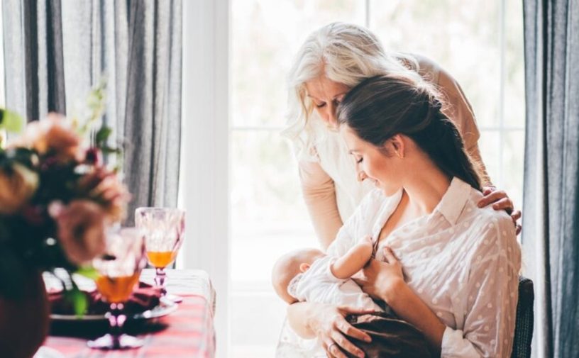 اشياء تدر الحليب​ ​