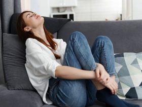 هل اعراض الحمل مثل اعراض الدورة