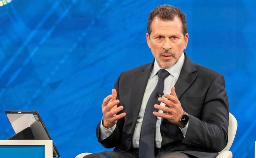 تحليل النطق والكتابة: كيف يكشف الذكاء الاصطناعي صعوبات التعلّم في السنوات الأولى؟