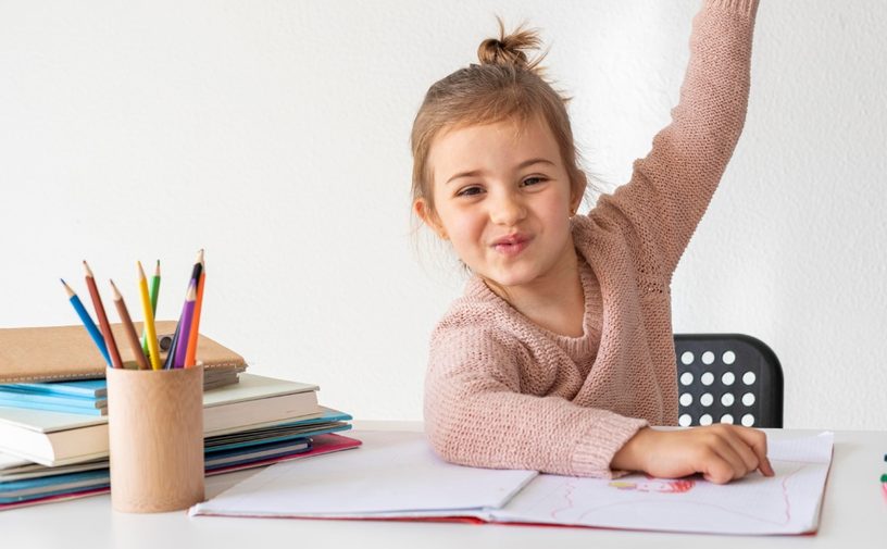 الألوان ليست للزينة فقط.. اكتشفي كيف تساعد طفلك على التذكّر بسرعة مذهلة!