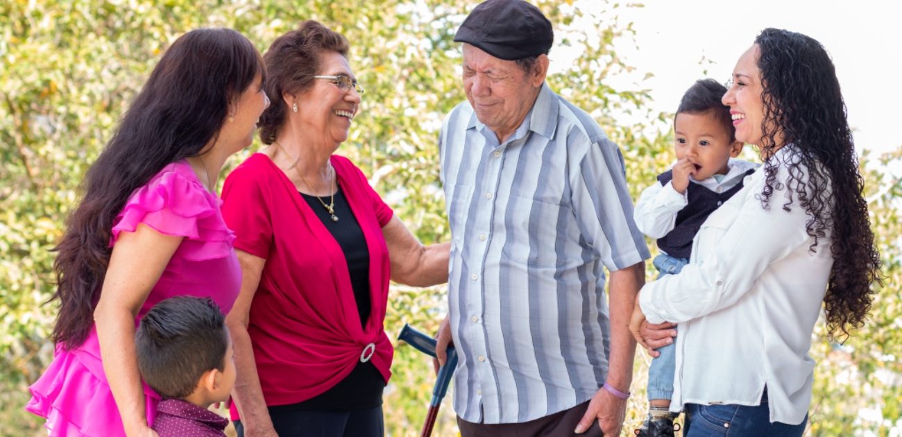 عائلة سعيدة