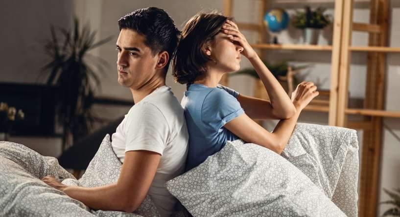 هل تصمتين كي تتجنّبي الخلاف؟ دراسة تكشف خطأ فادحًا تقع فيه معظم النساء!