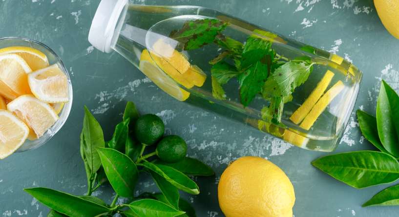 لن تصدّقي ما يفعله غلي قشور الليمون مع الخل داخل منزلك!