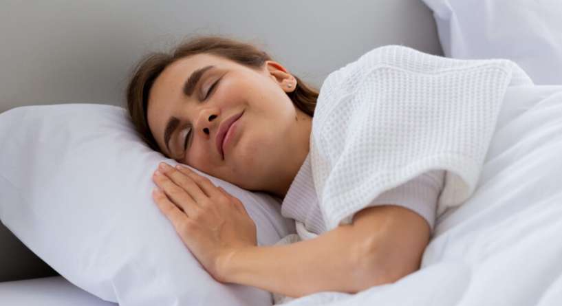 رؤية الولادة في المنام للعزباء