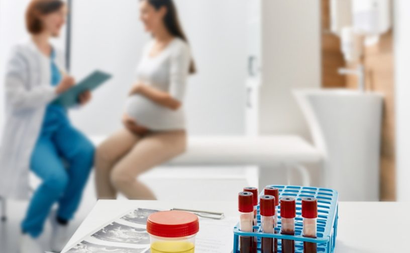 فحوصات الحمل في الشهر الاول