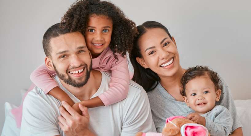 تعاون الاب و الام في تربية الابناء