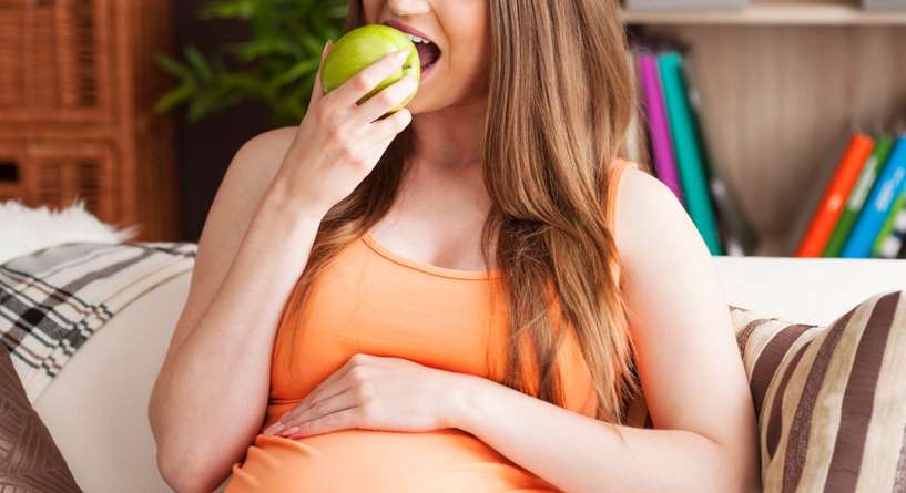 النظام الغذائي المتوازن أثناء الحمل يصنع ذكاء الطفل من الرحم