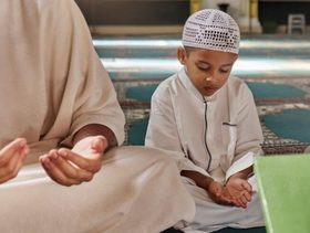 تعليم الصلاة للاطفال