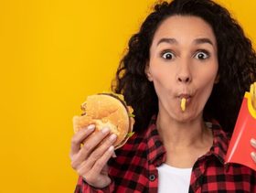 من اضرار عدم الالتزام بالغذاء الصحي​ ​​​​​​​