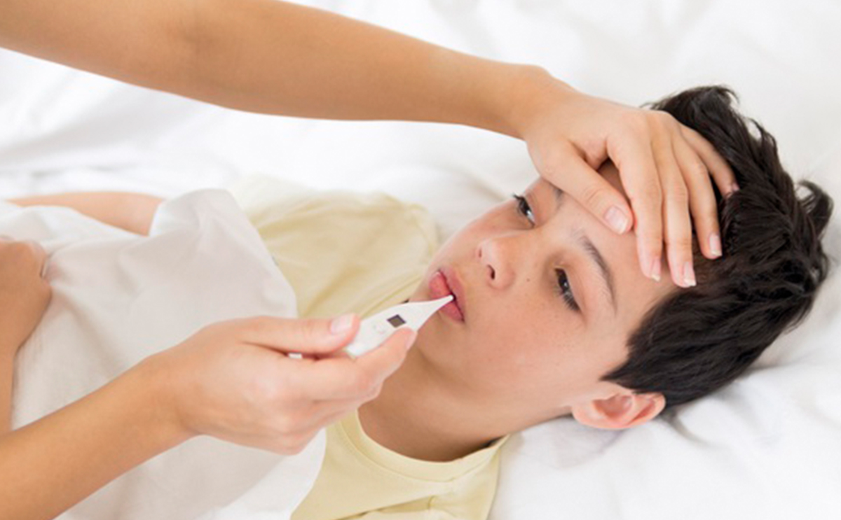  ما اسباب ارتفاع درجة حرارة الطفل عند النوم وكيفية تفاديها
