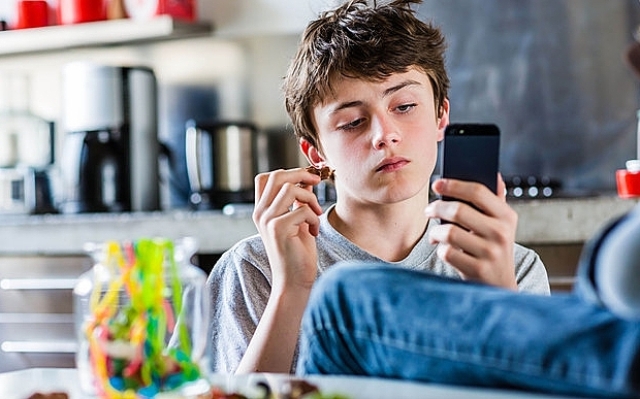 Person, Human, Mobile Phone
