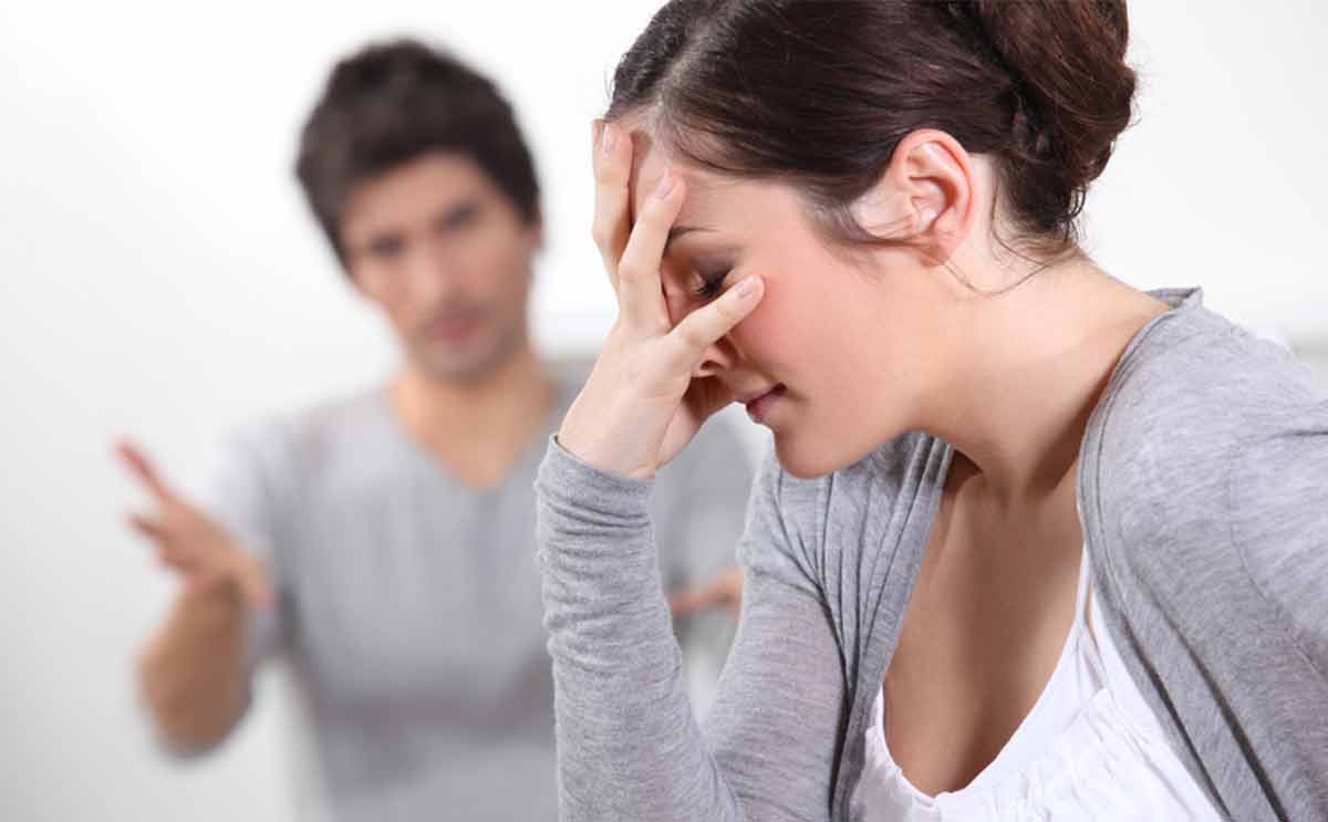 اسباب تدفع الرجل الى الكذب