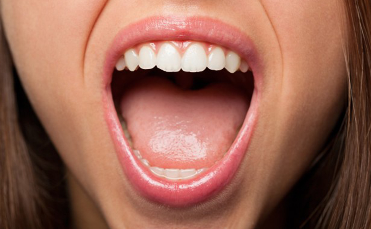 اسباب وطرق علاج تشقق اللسان