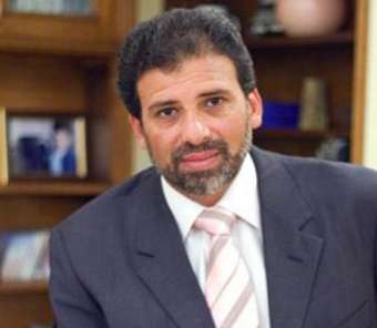 خالد يوسف: زوجتي أجمل إمرأة في العالم