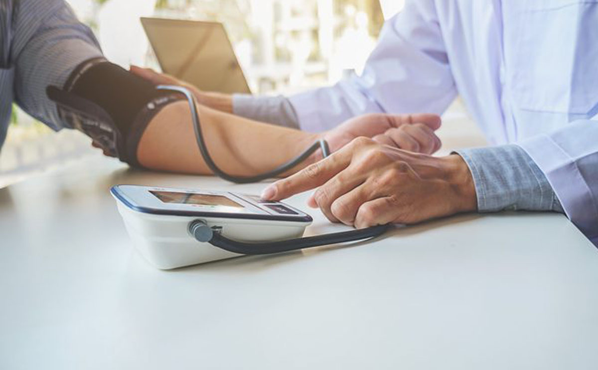 اشياء تنزل الضغط المرتفع