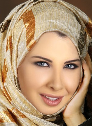 كيف تحصلين على إبتسامة شبيهة بالنجوم؟