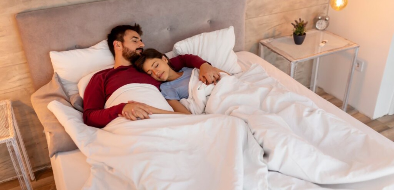 وضعيات النوم للزوجين​ ​